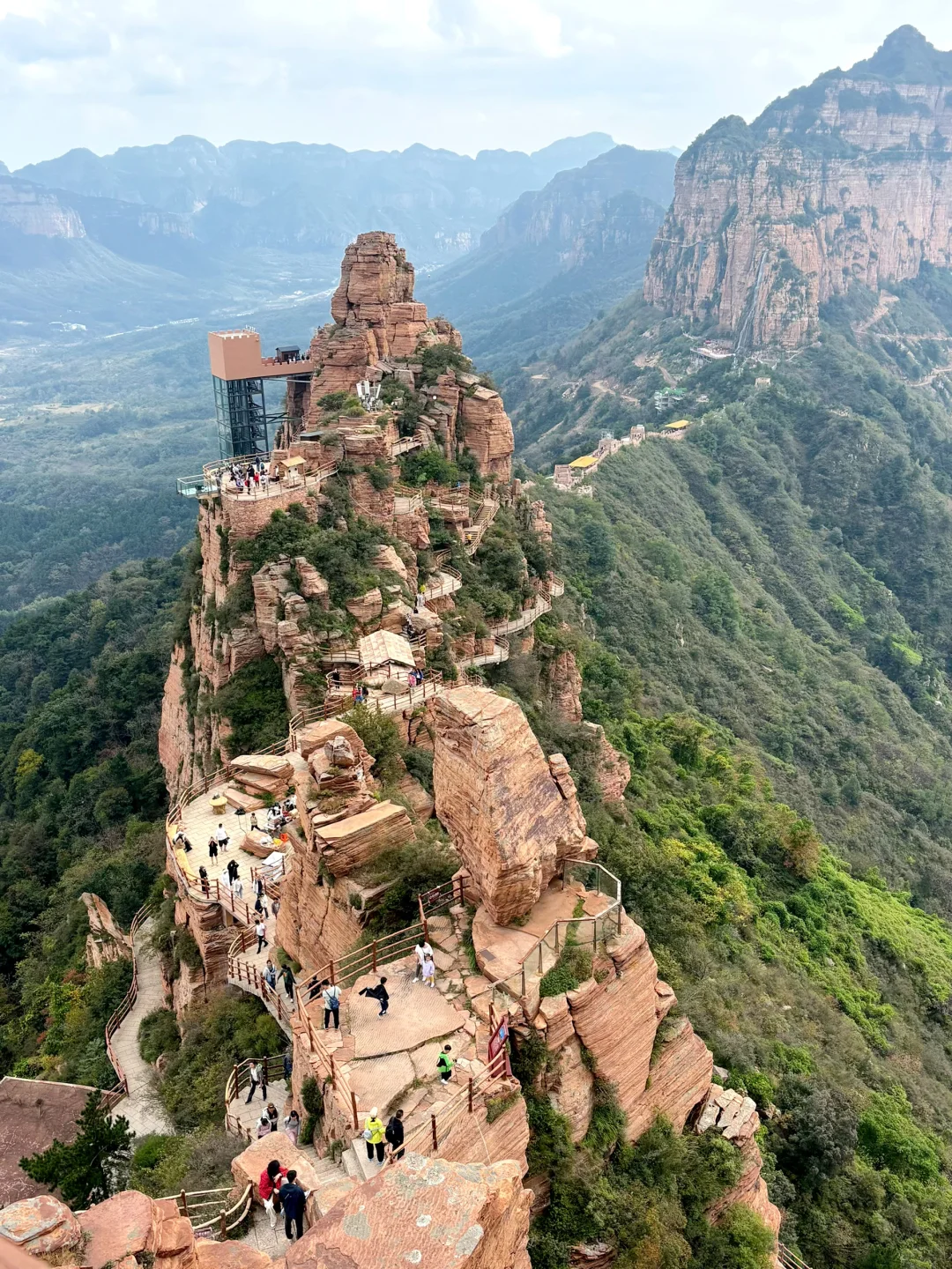 国庆打卡东太行爬山！滑道简直恐高人士福音