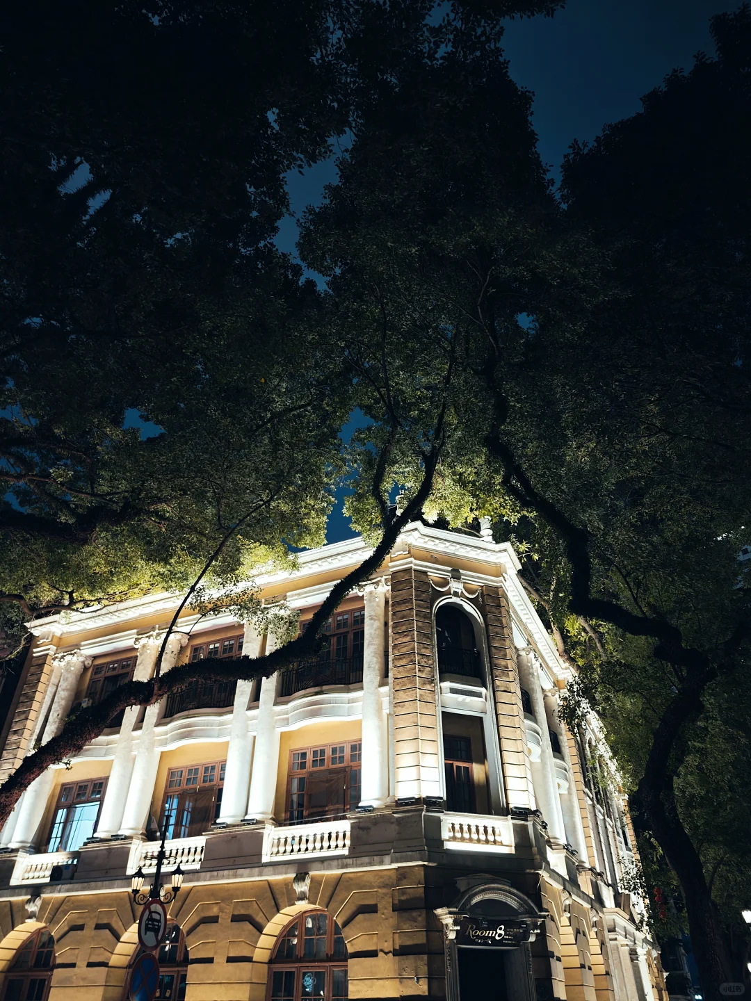 沙面岛夜景也这么美📸