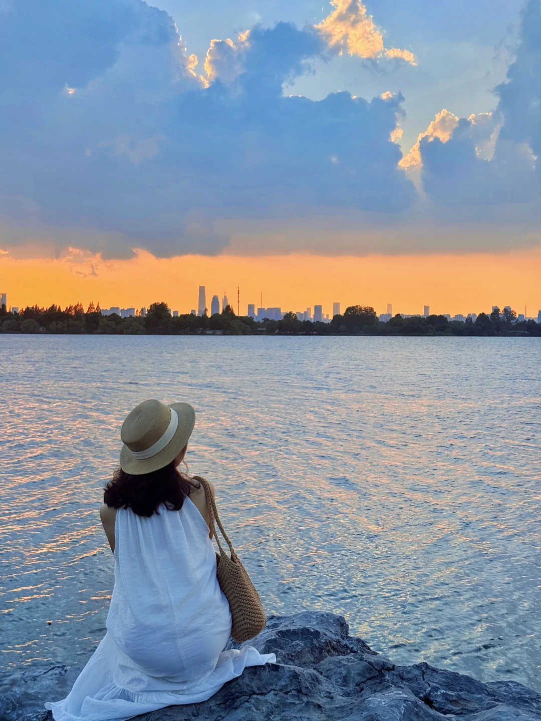 东湖最出片的还得是落雁，游玩攻略已整理