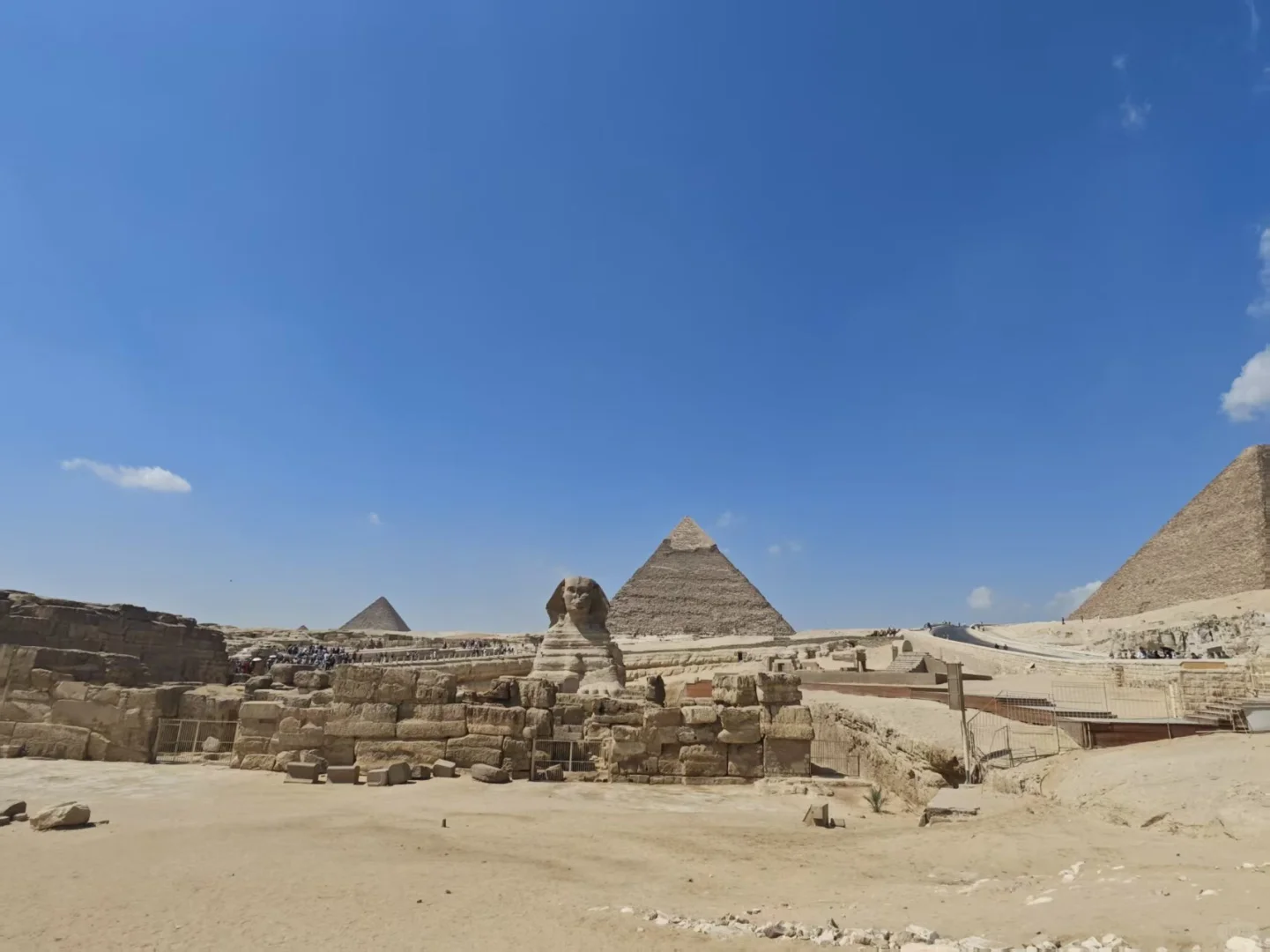 全世界这么多人，只有国人爱占小便宜！！！