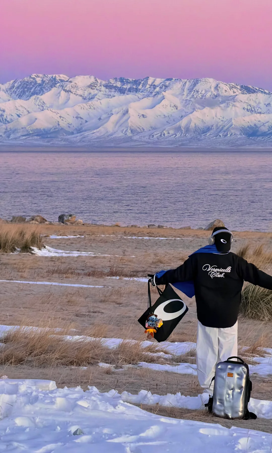 赛里木湖blue pink hour💕美疯了！！！！！