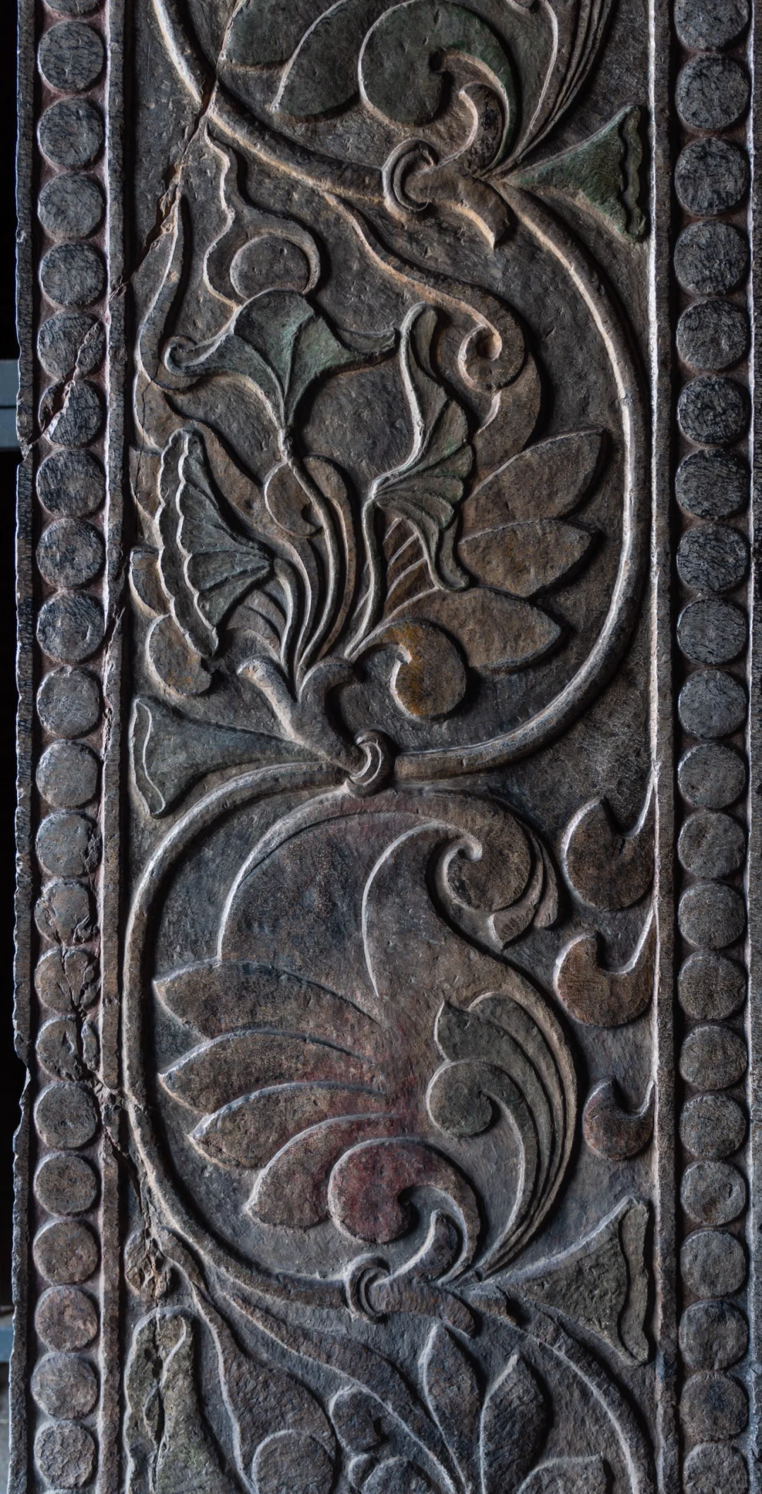 北齐的莲花在响堂山