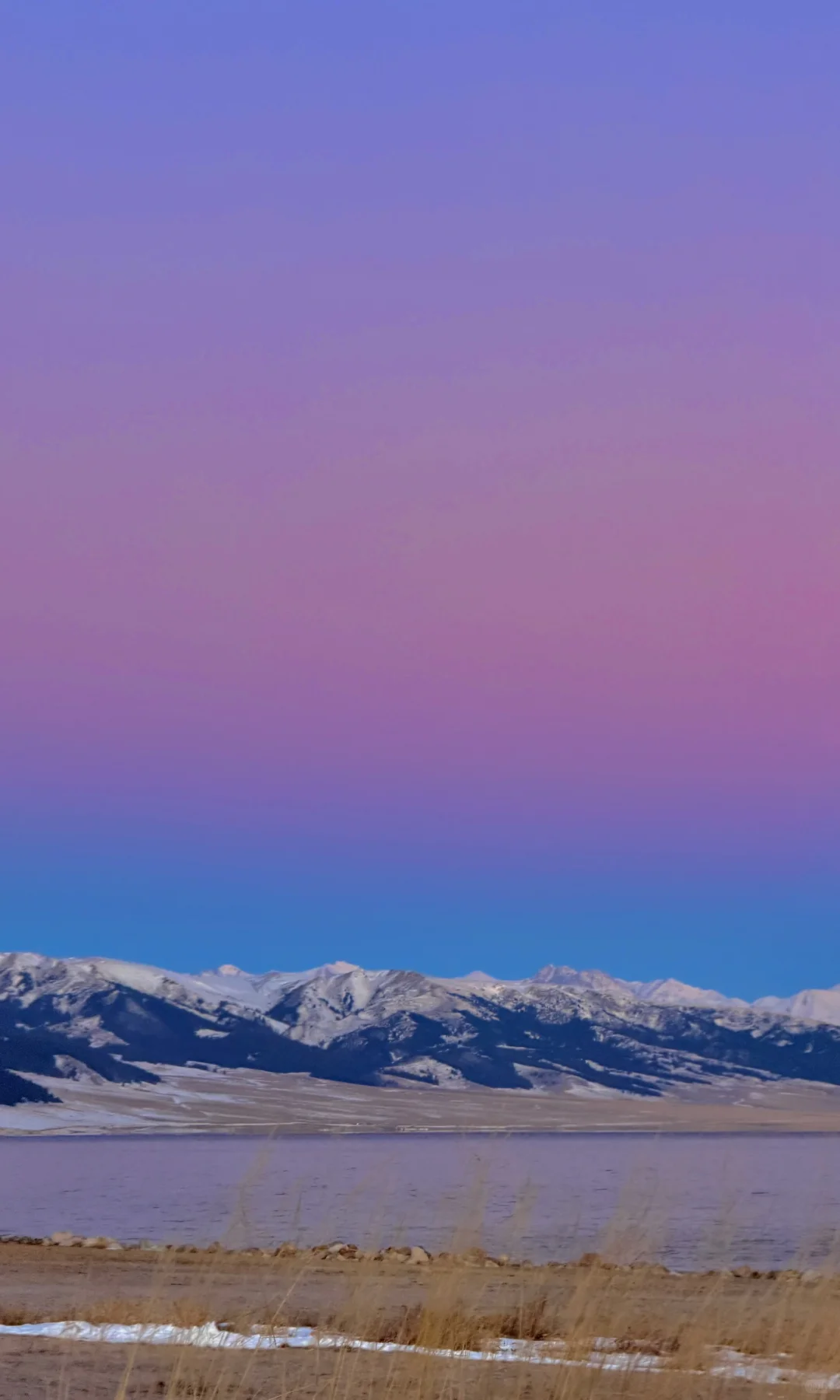 赛里木湖blue pink hour💕美疯了！！！！！