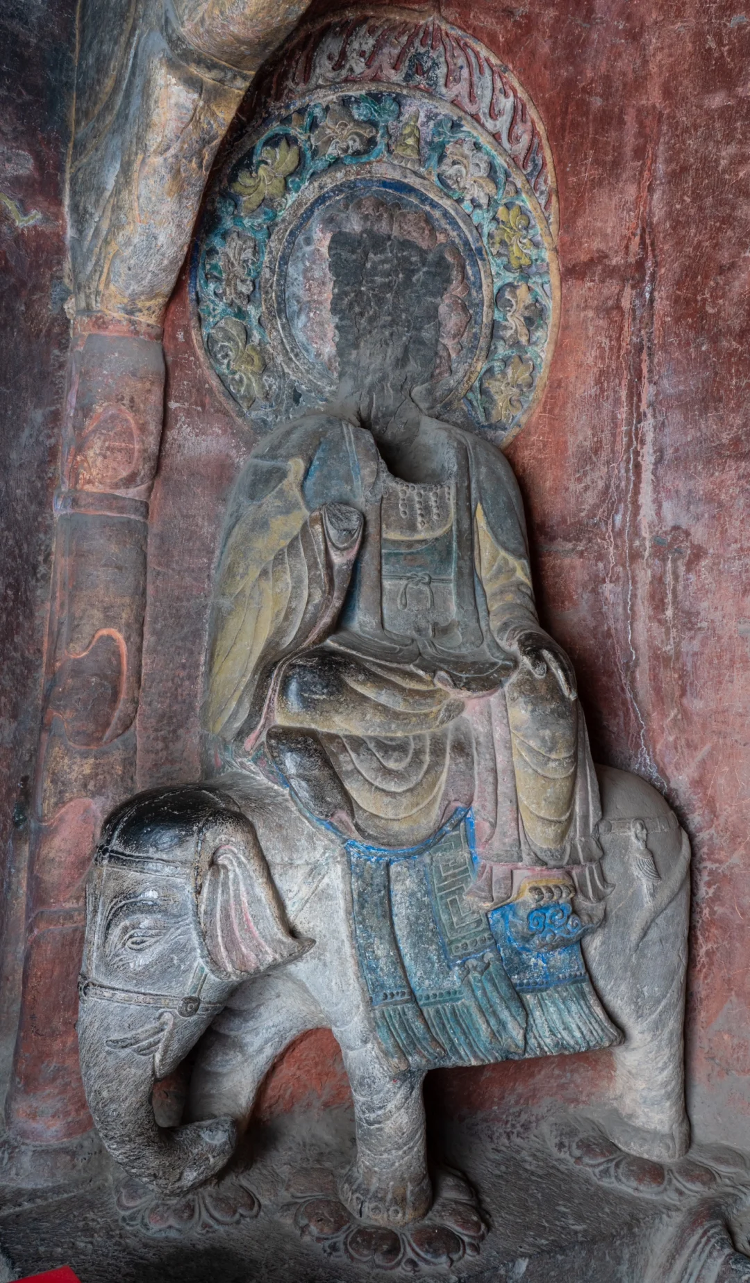 北齐的莲花在响堂山