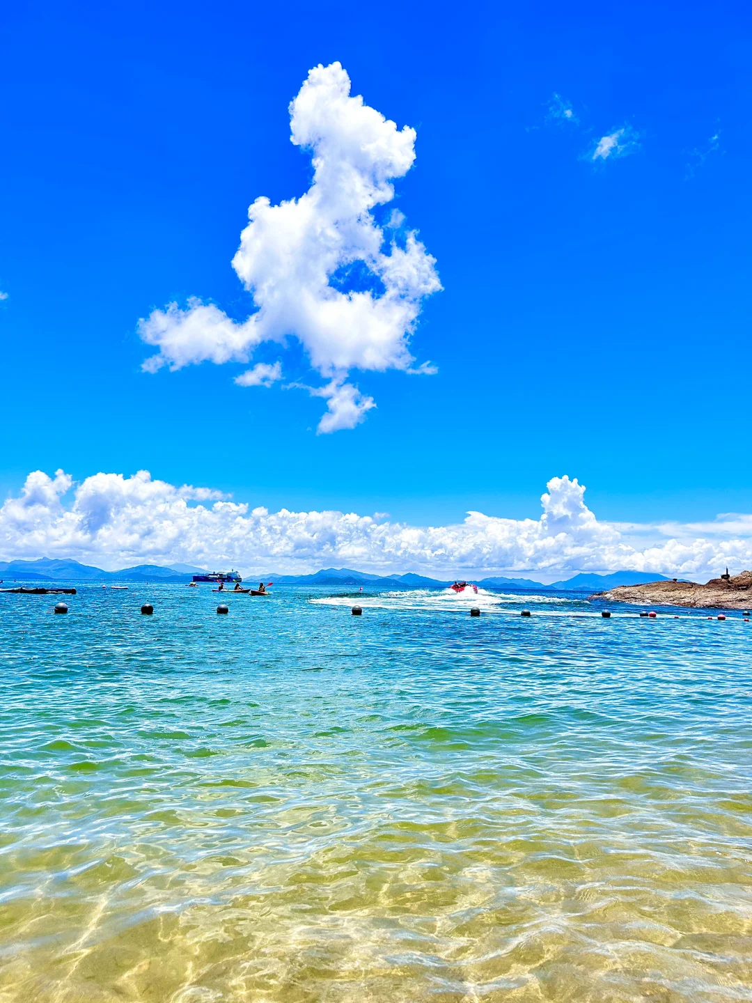 就在深圳‼️不去大梅沙，这片玻璃海美炸了🏖️