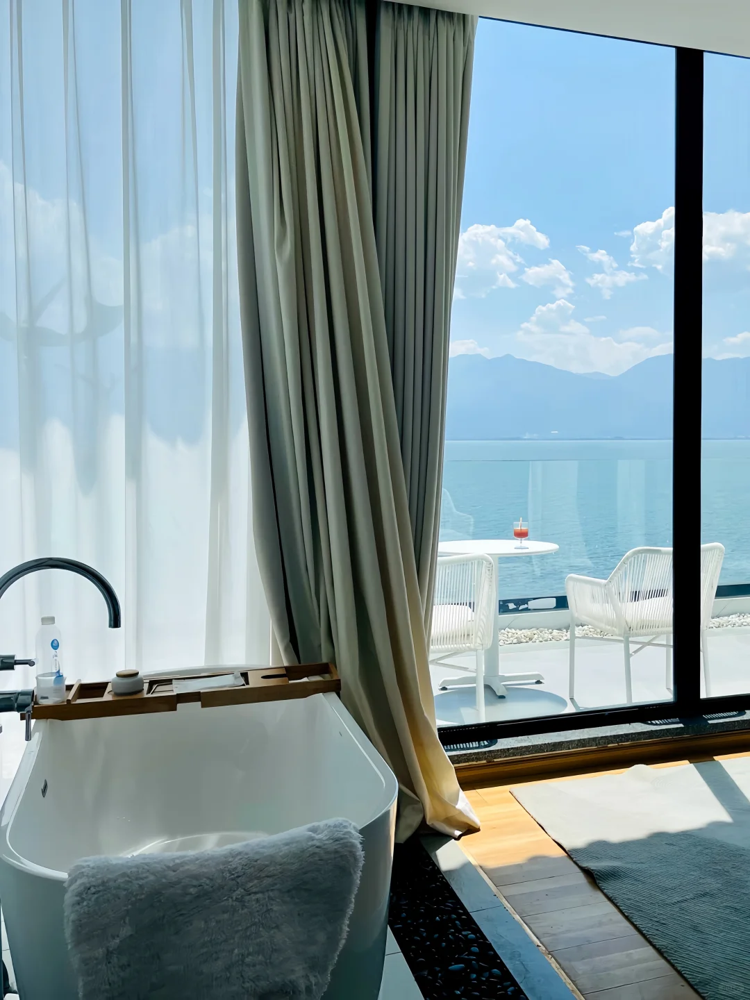 200多💰！洱海旁！海景小院已是next level！