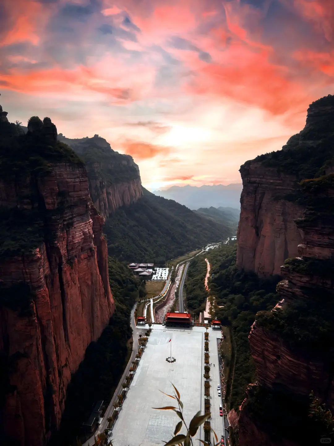 千呼万唤的黄崖洞 B 线攻略来啦！