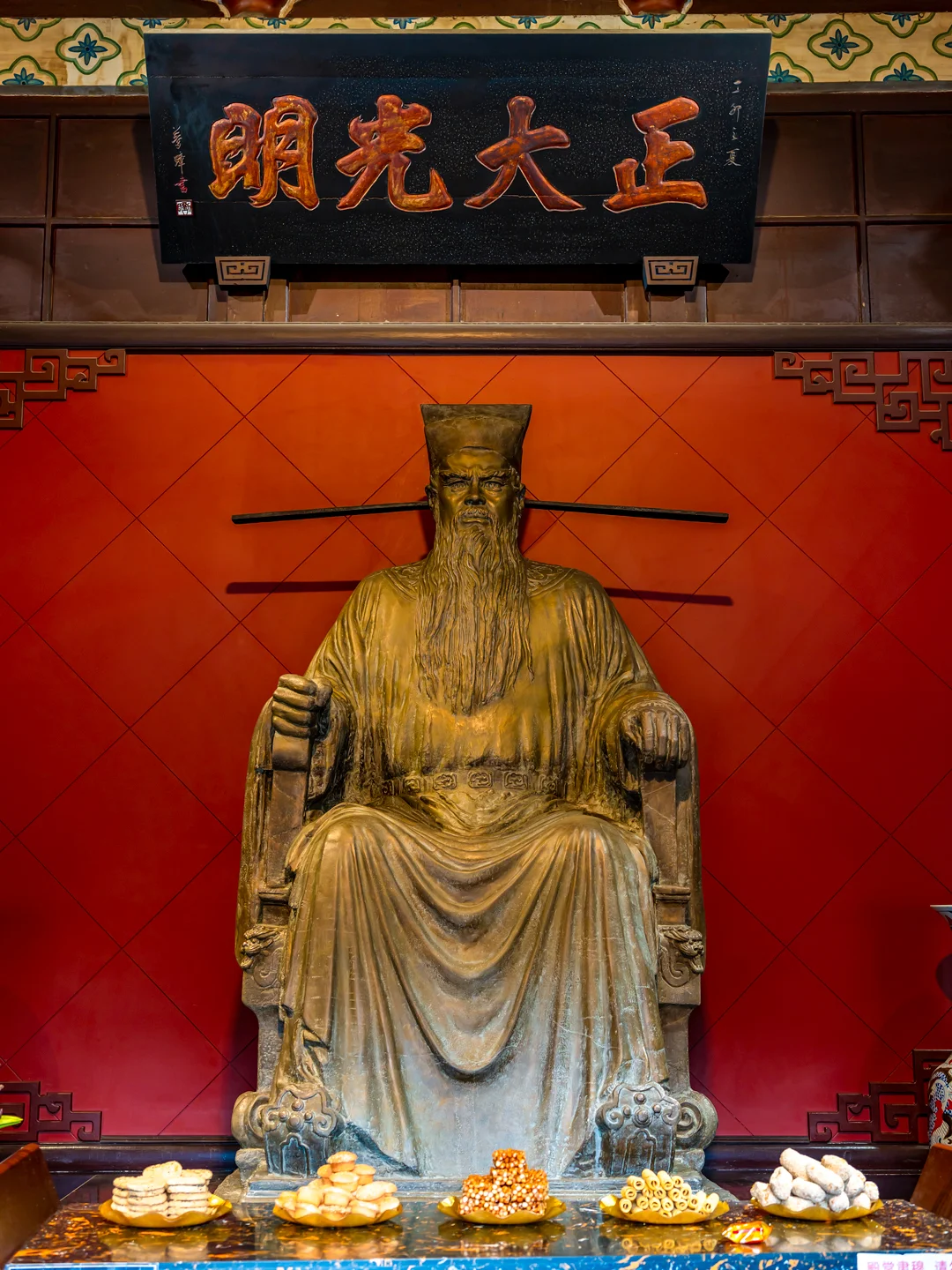 以为洛阳够美了，直到我去了趟开封！