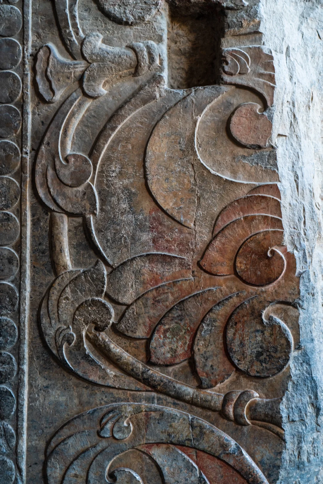 北齐的莲花在响堂山