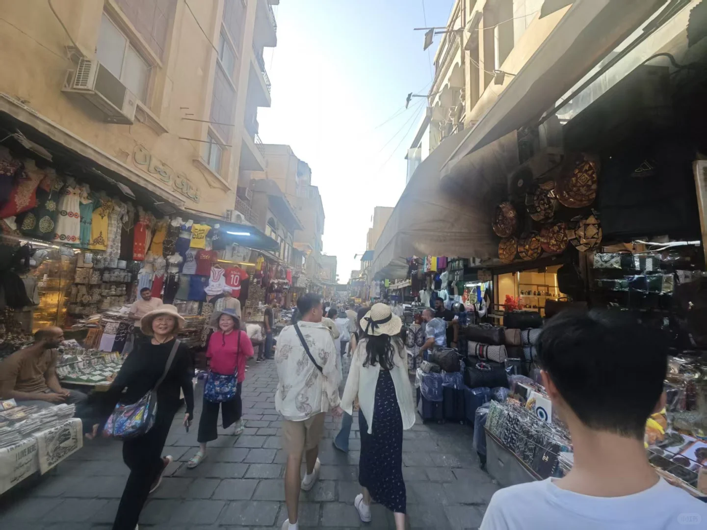 全世界这么多人，只有国人爱占小便宜！！！