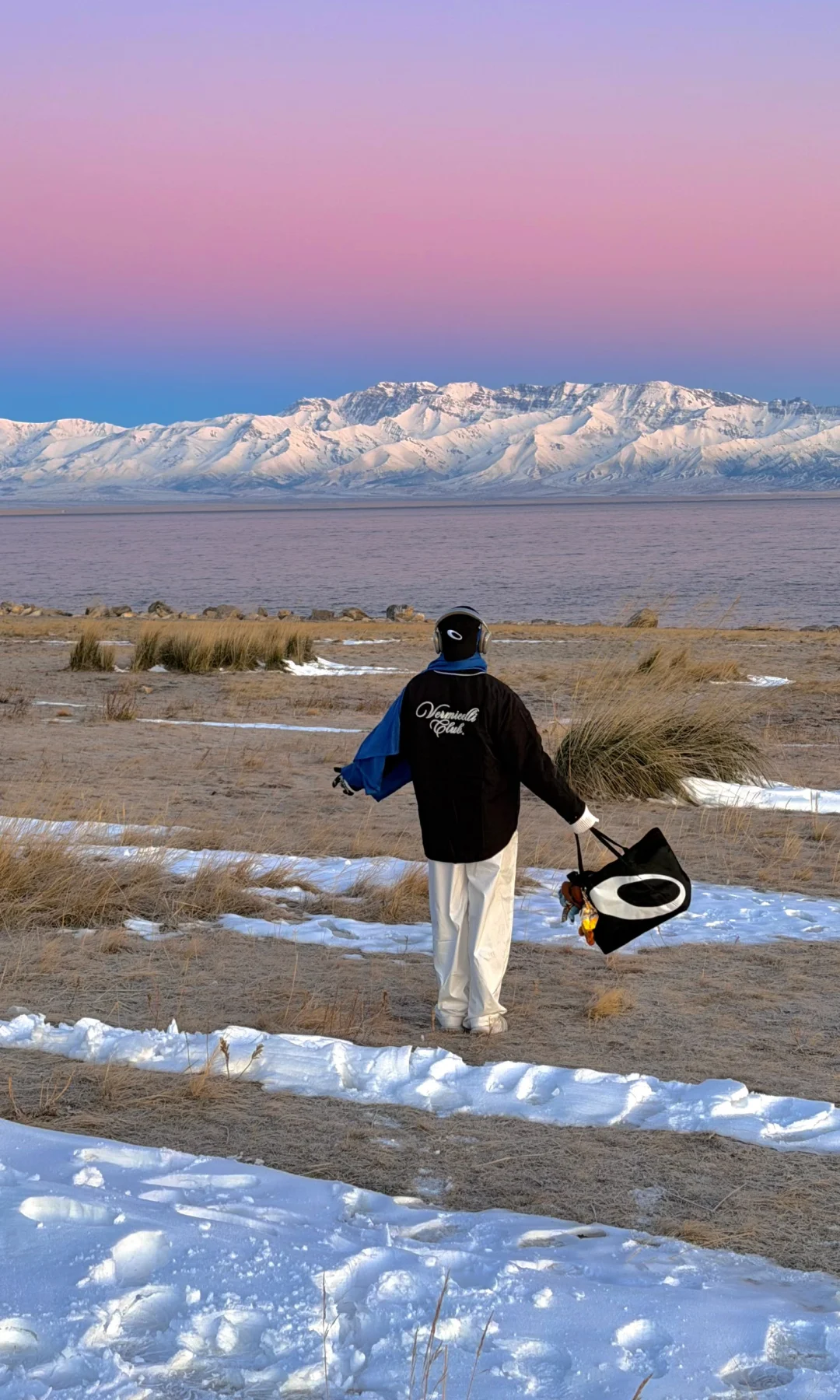 赛里木湖blue pink hour💕美疯了！！！！！