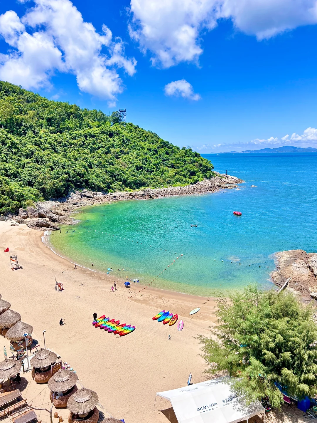 就在深圳‼️不去大梅沙，这片玻璃海美炸了🏖️