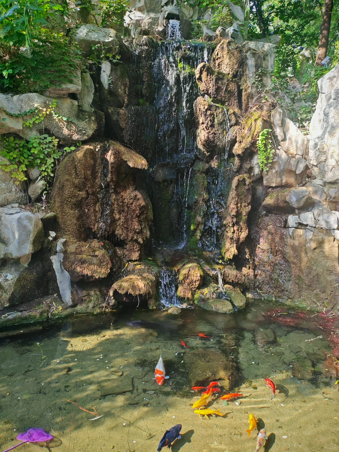 去之前不期待但后劲很大的城市｜看泉一日游