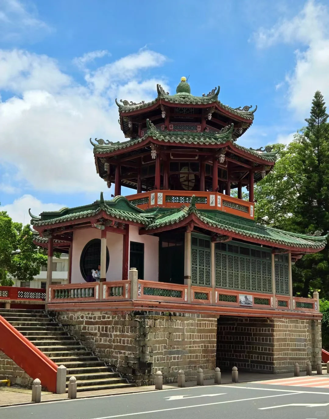 相比广州，我更喜欢这座人文小城