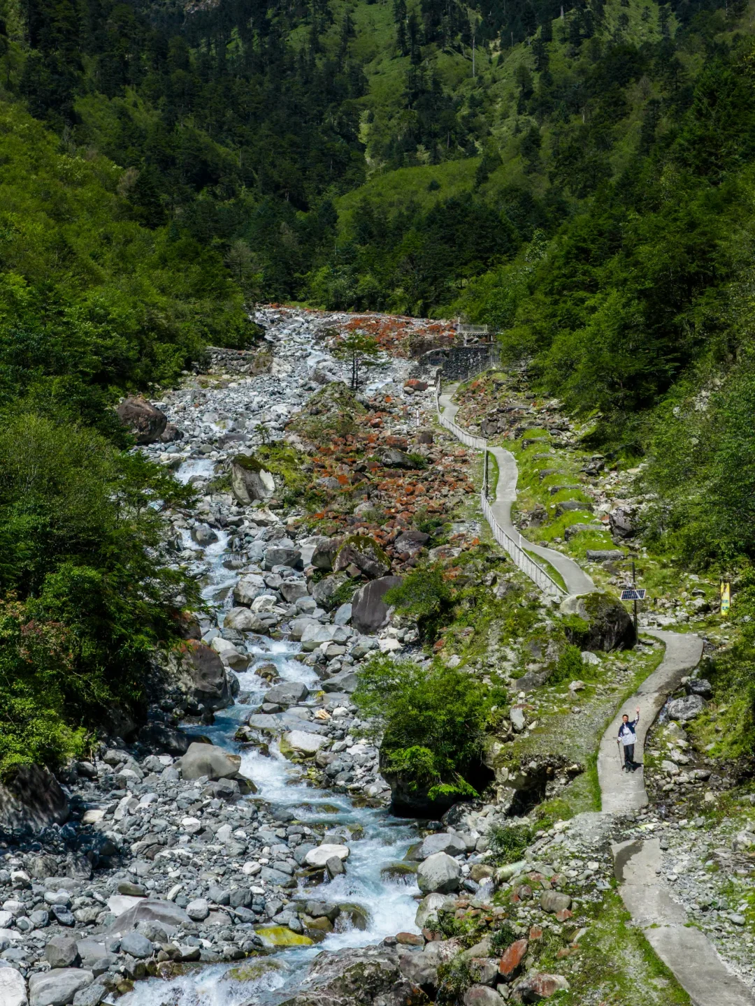 国庆反向旅游🍃成都出发3h抵达绿野仙踪