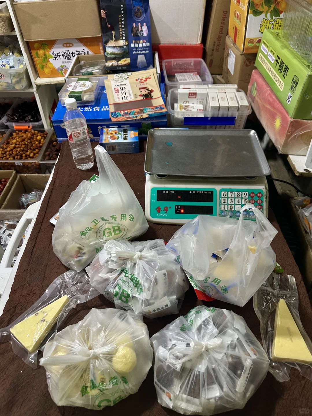 24小时玩转阿勒泰市区！吃喝玩乐旅行攻略！