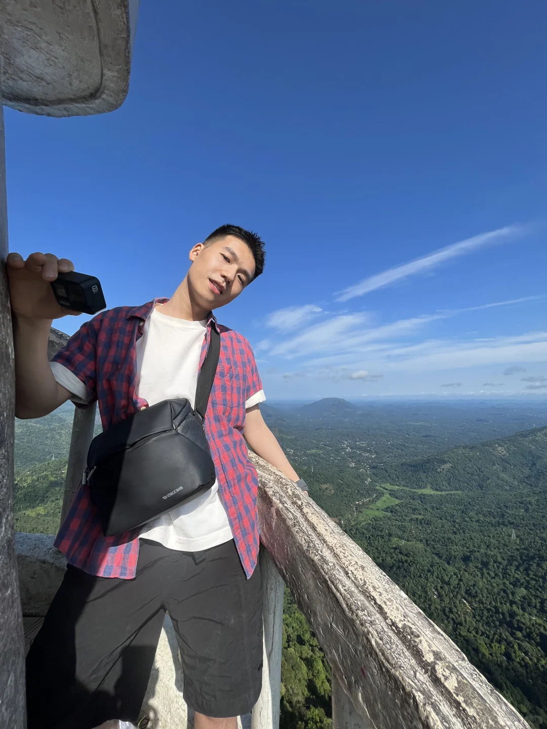 斯里兰卡的恐怖绝景塔！Ambuluwawa 天空之塔