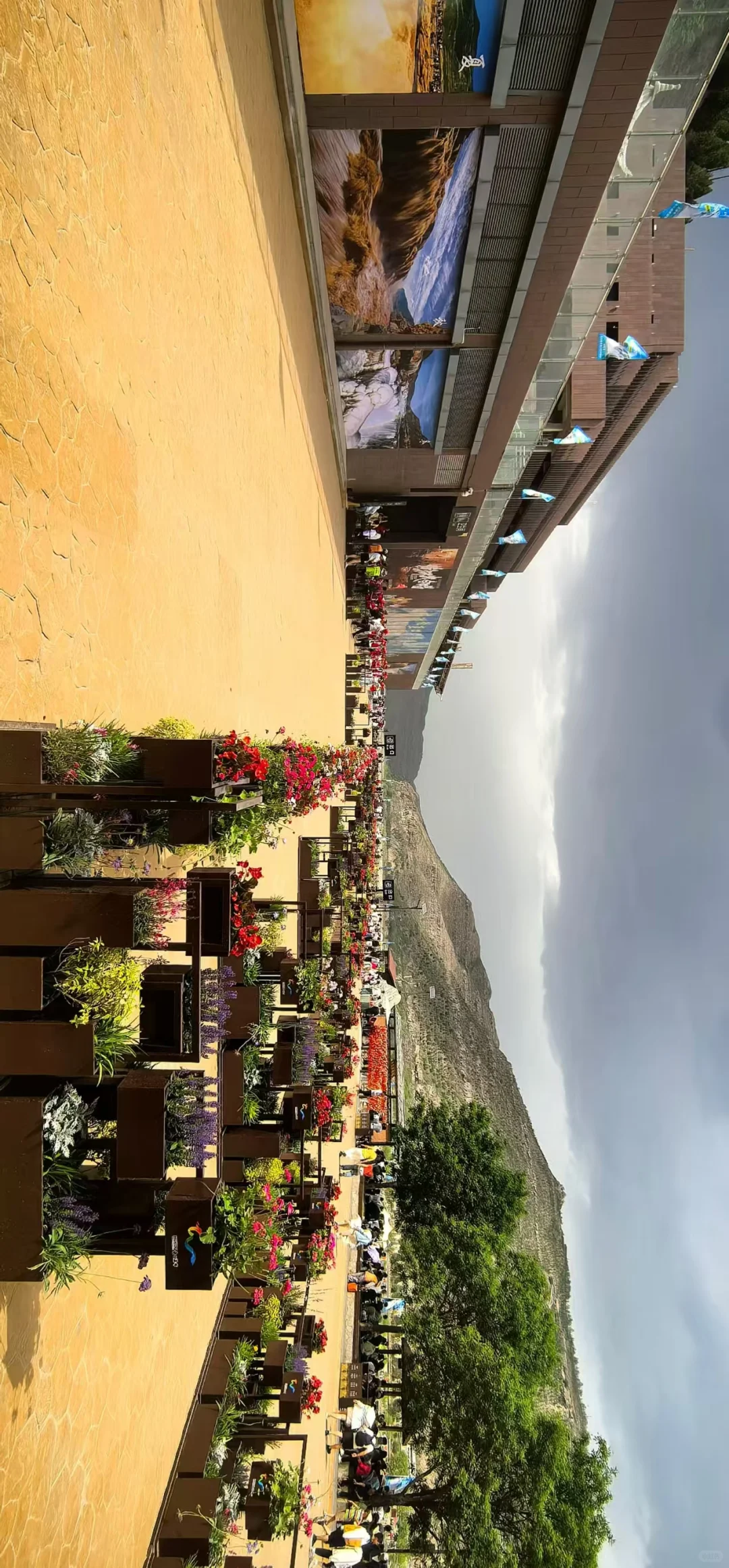 🌊 壮丽瀑布与静谧秋天的完美碰撞！