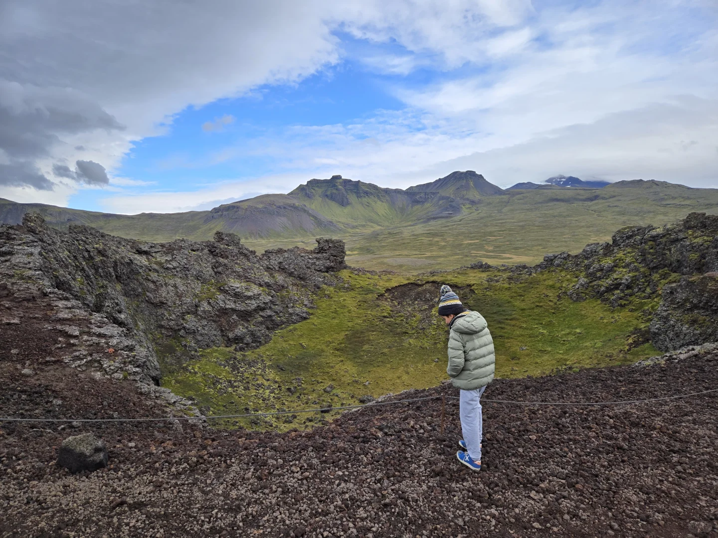 冰島｜斯奈山半島｜五分鐘徒步到火山口頂