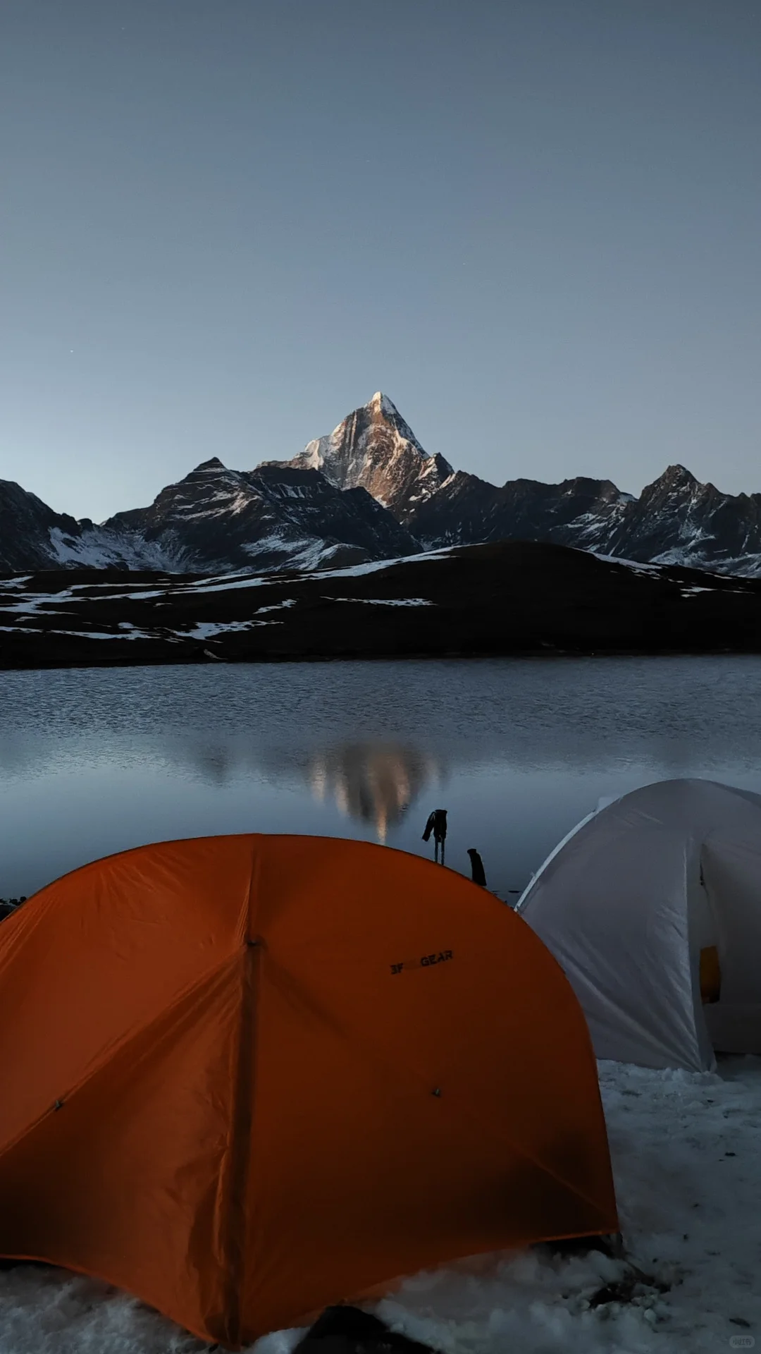 八角棚，四姑娘山绝佳倒影、日照金山观景点