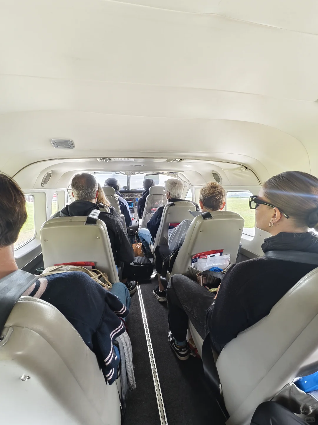 米尔福德峡湾出行之选择飞机值回票价