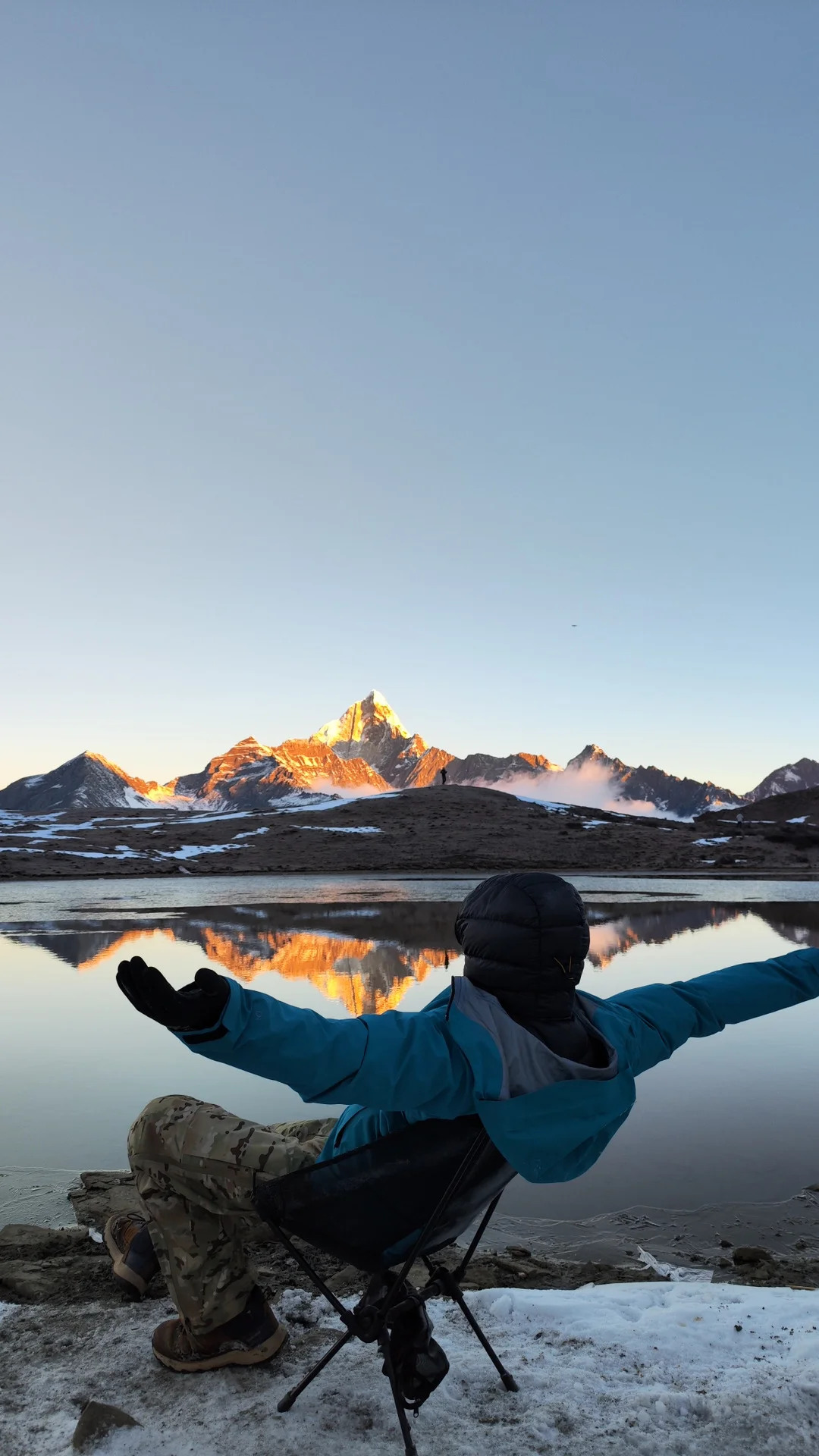 八角棚，四姑娘山绝佳倒影、日照金山观景点