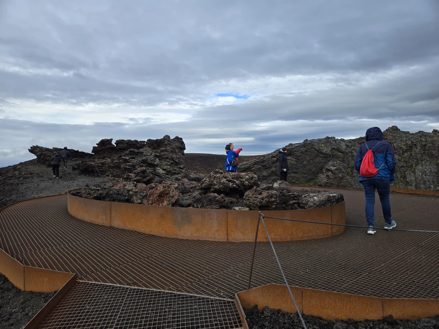 冰島｜斯奈山半島｜五分鐘徒步到火山口頂
