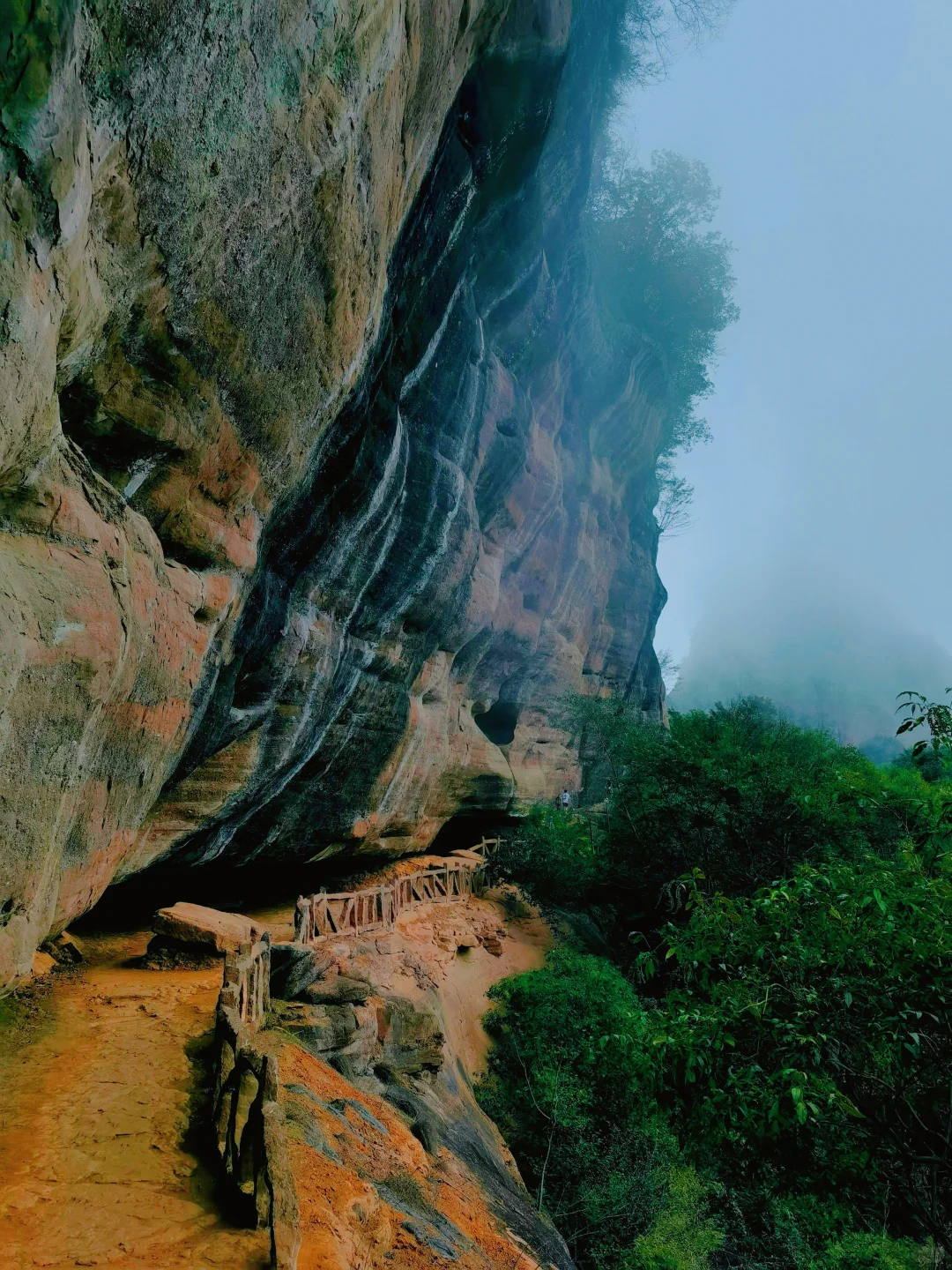 这座被严重低估的仙山，居然就在黄山边上❗