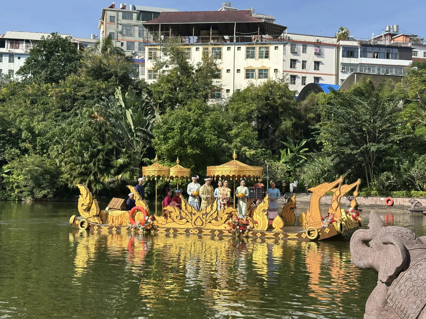 清理手机相册之西双版纳曼听公园