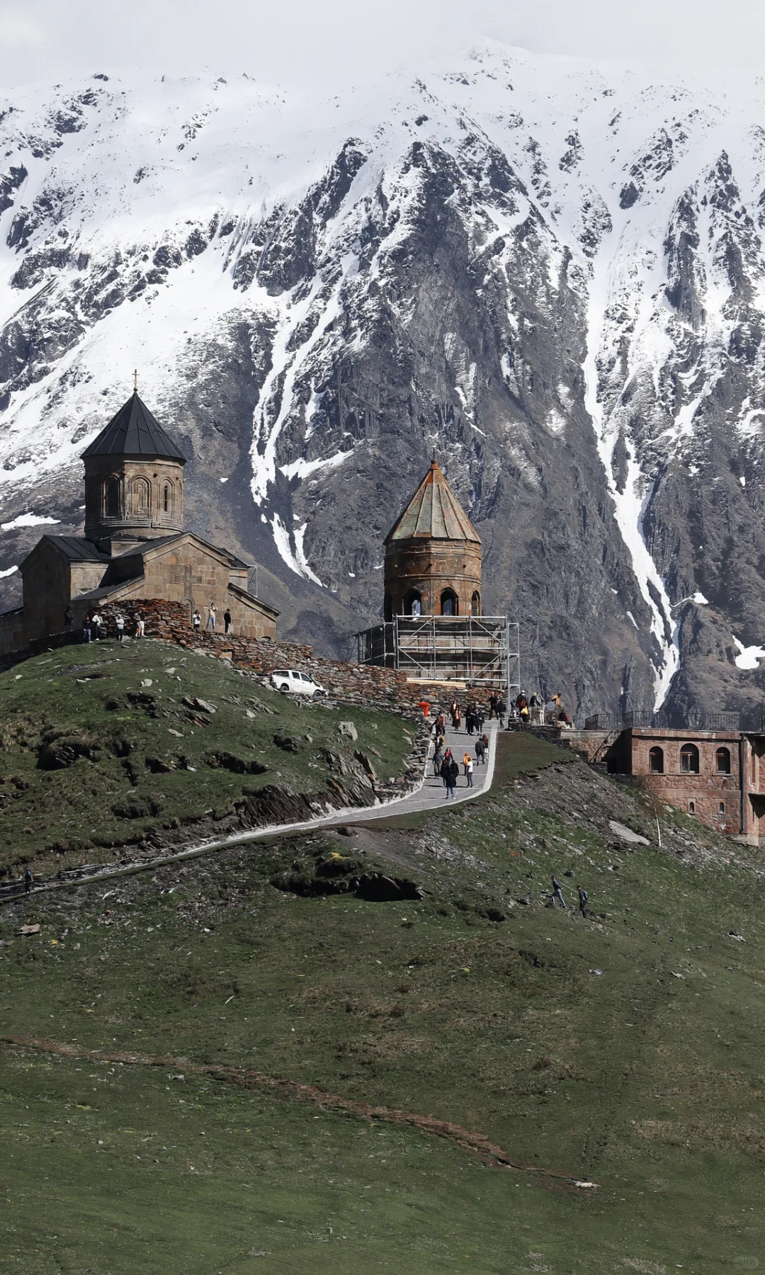 比新疆人少，比欧洲便宜，3k畅玩这两个免签国