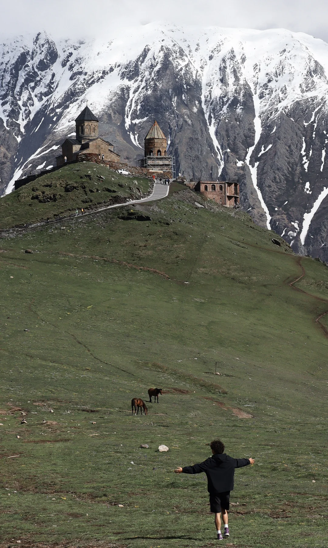 比新疆人少，比欧洲便宜，3k畅玩这两个免签国