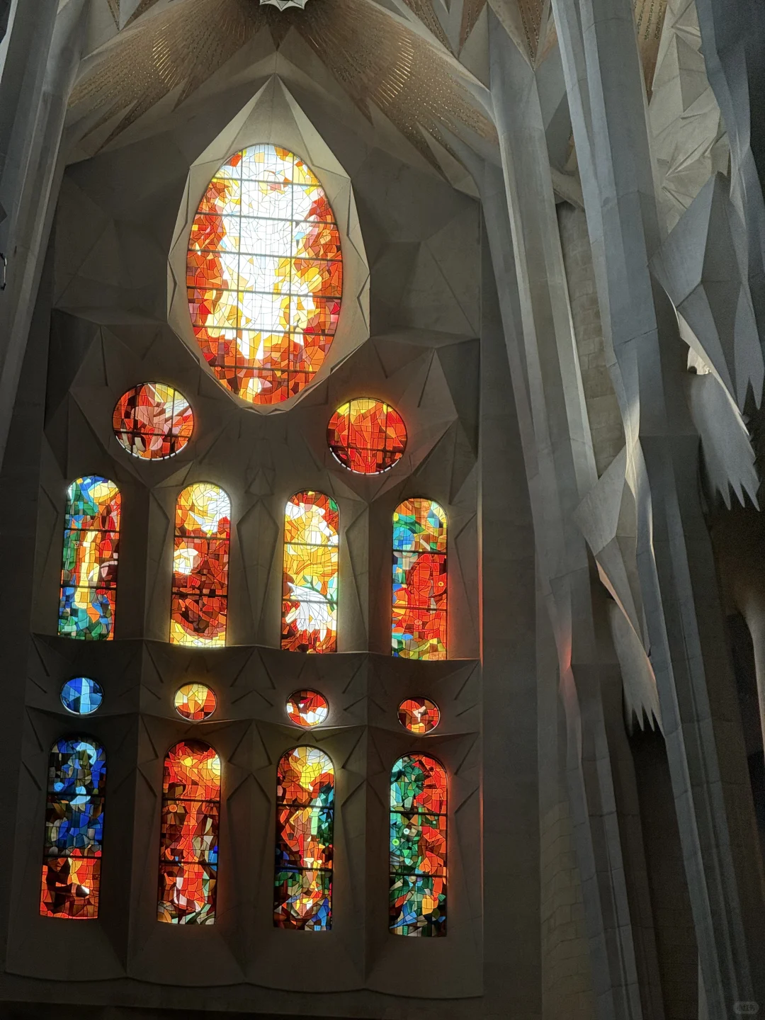 23岁女生‘欧洲八国30天solotrip｜一篇讲明白