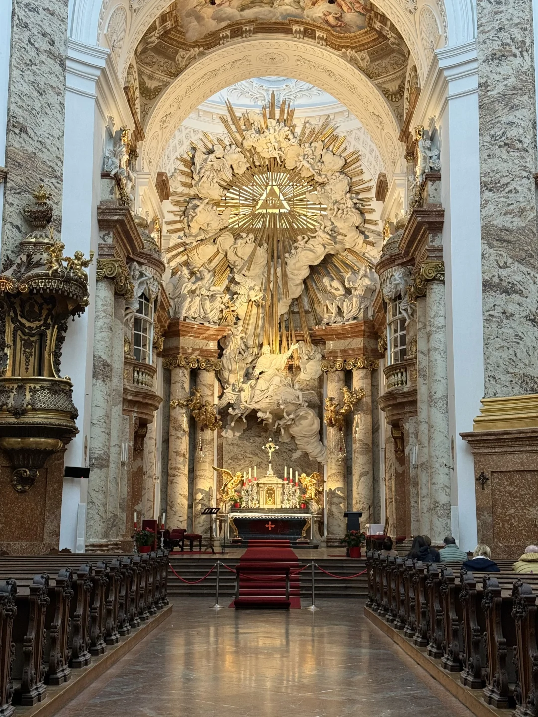 23岁女生‘欧洲八国30天solotrip｜一篇讲明白