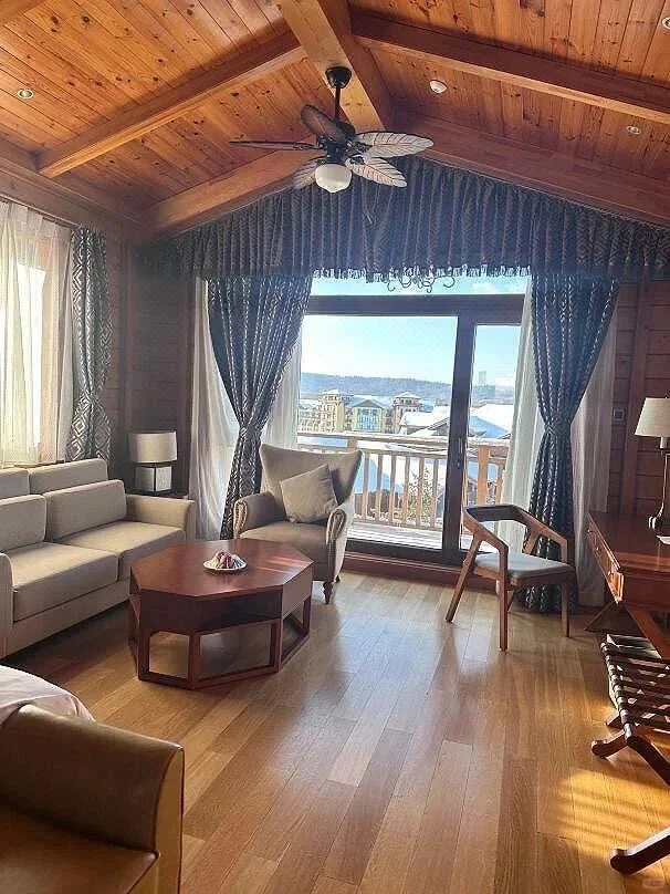 冬天带娃去长白山,真的比瑞士还震撼!