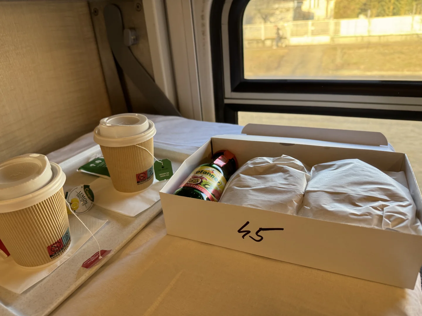 中欧四国🇨🇿🇭🇺🇸🇰🇦🇹速通手册