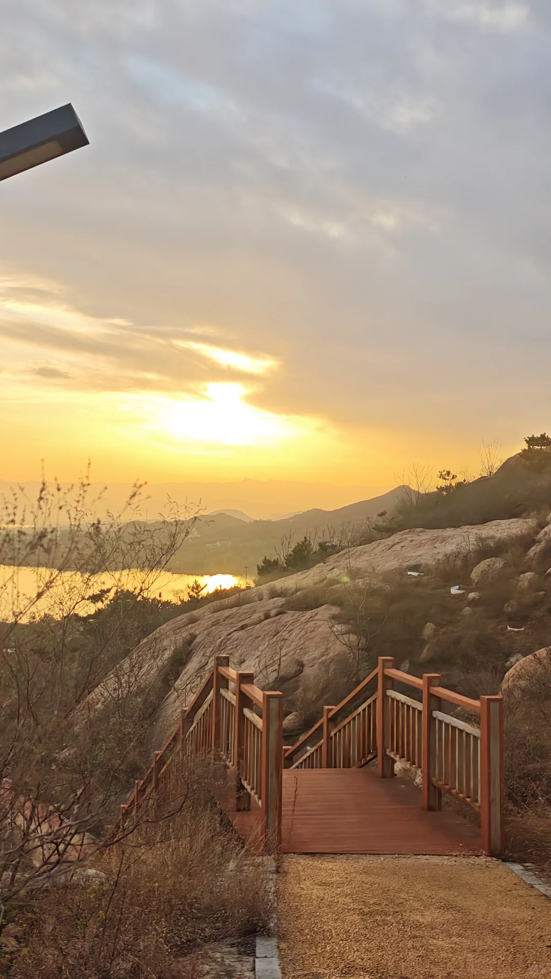 岗南水库私藏观景点，带娃徒步超惬意