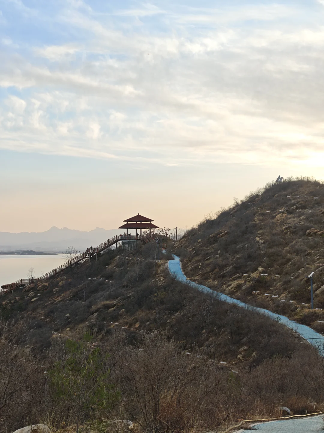岗南水库私藏观景点，带娃徒步超惬意