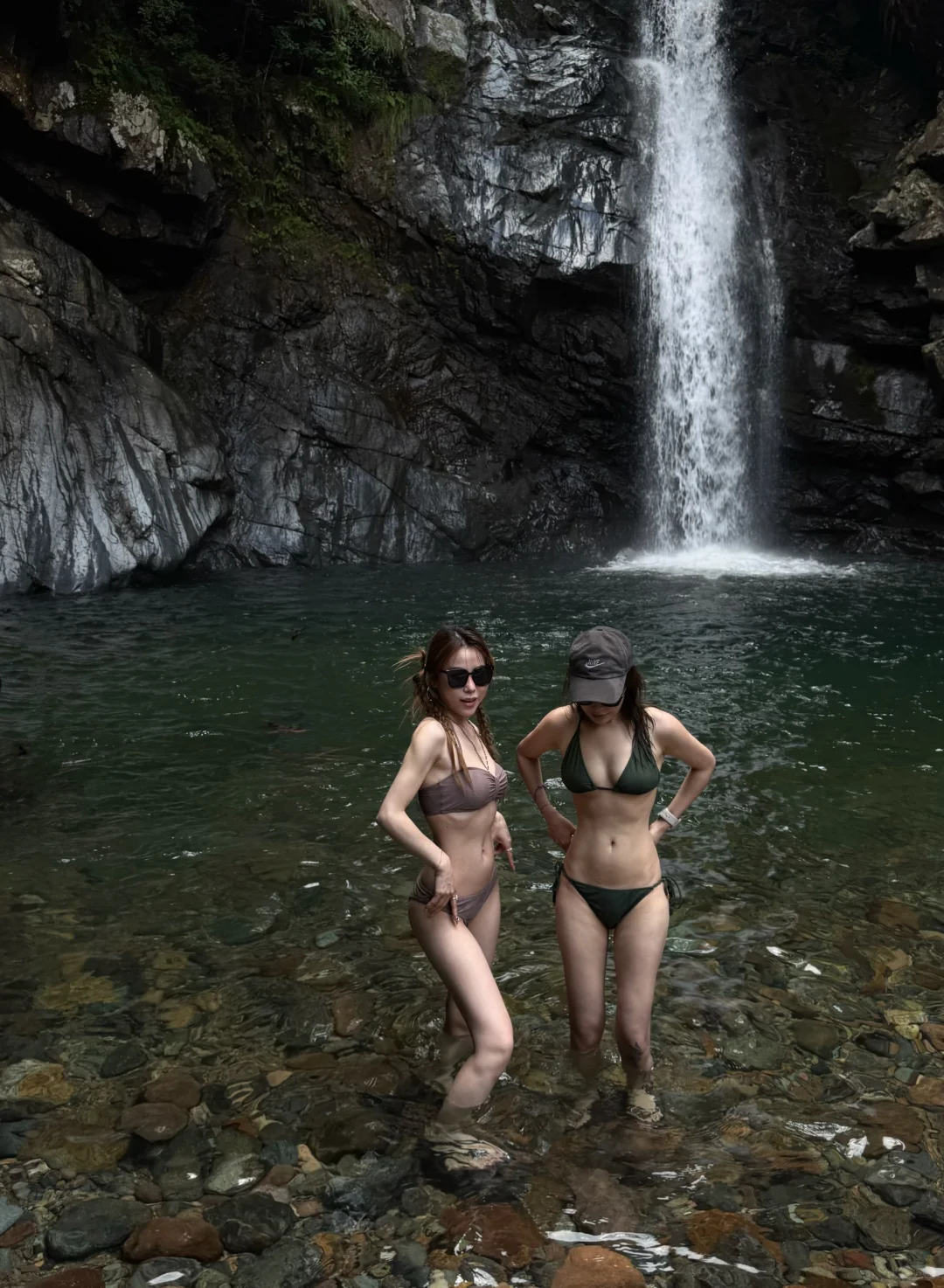 听说瀑布跟比基尼更配⛰️