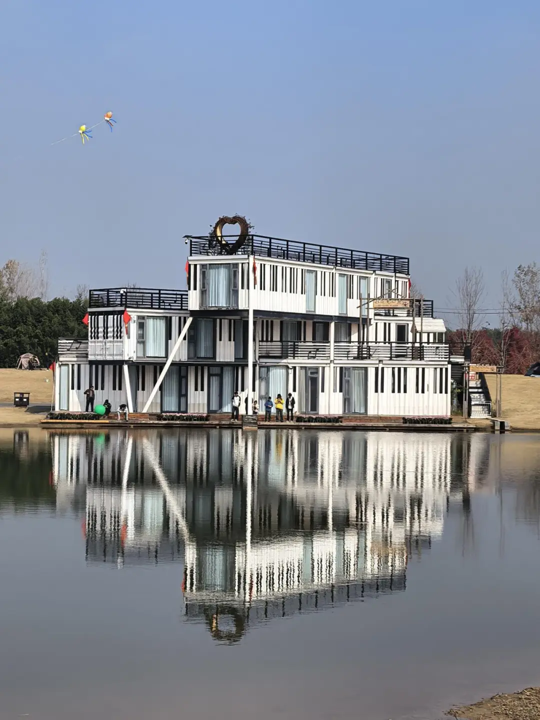 徐州秋天必来的公园坐火车赏枫、露营美翻了