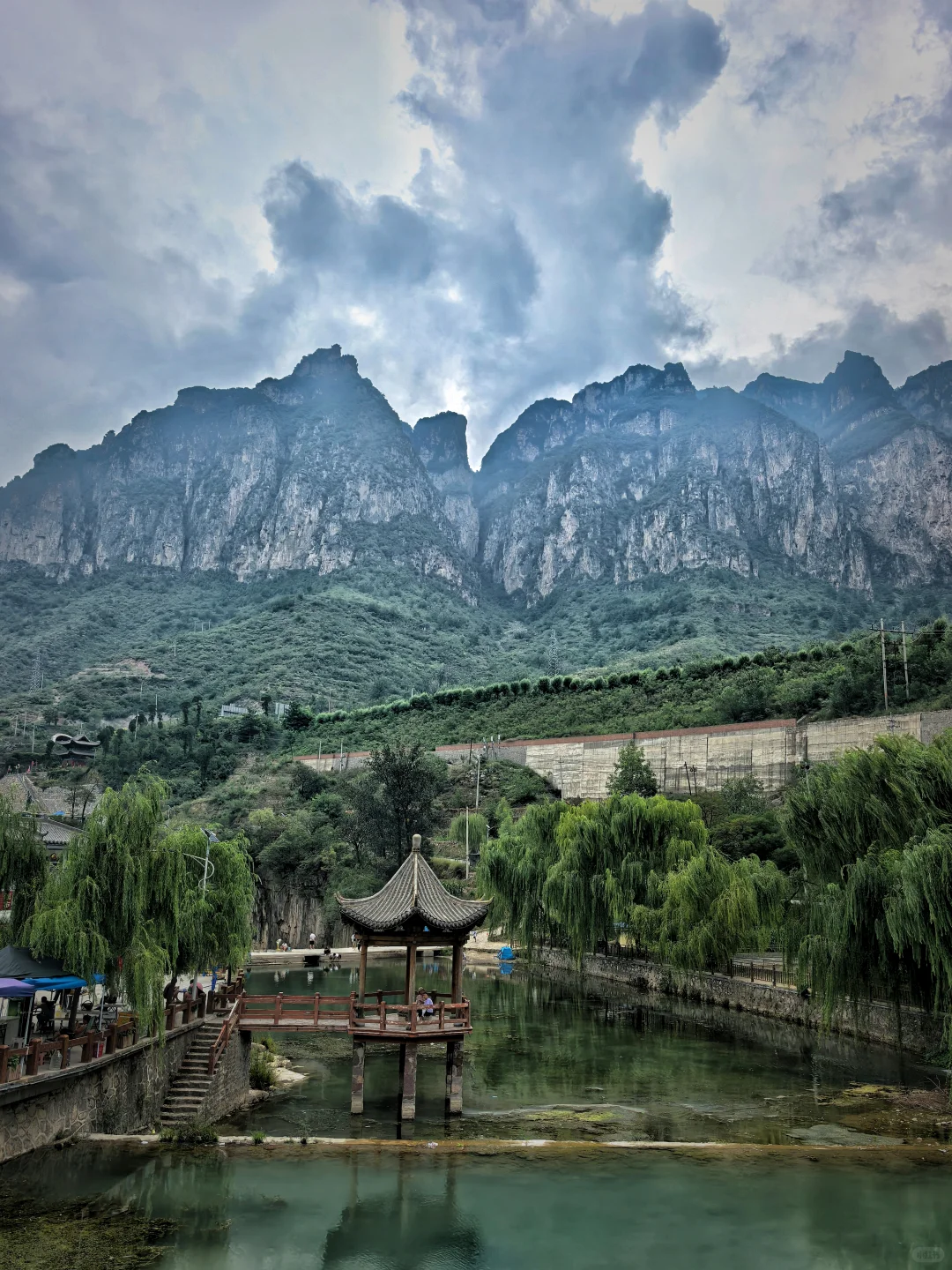 邯郸周边游：悬崖上的山村平顺虹霓村
