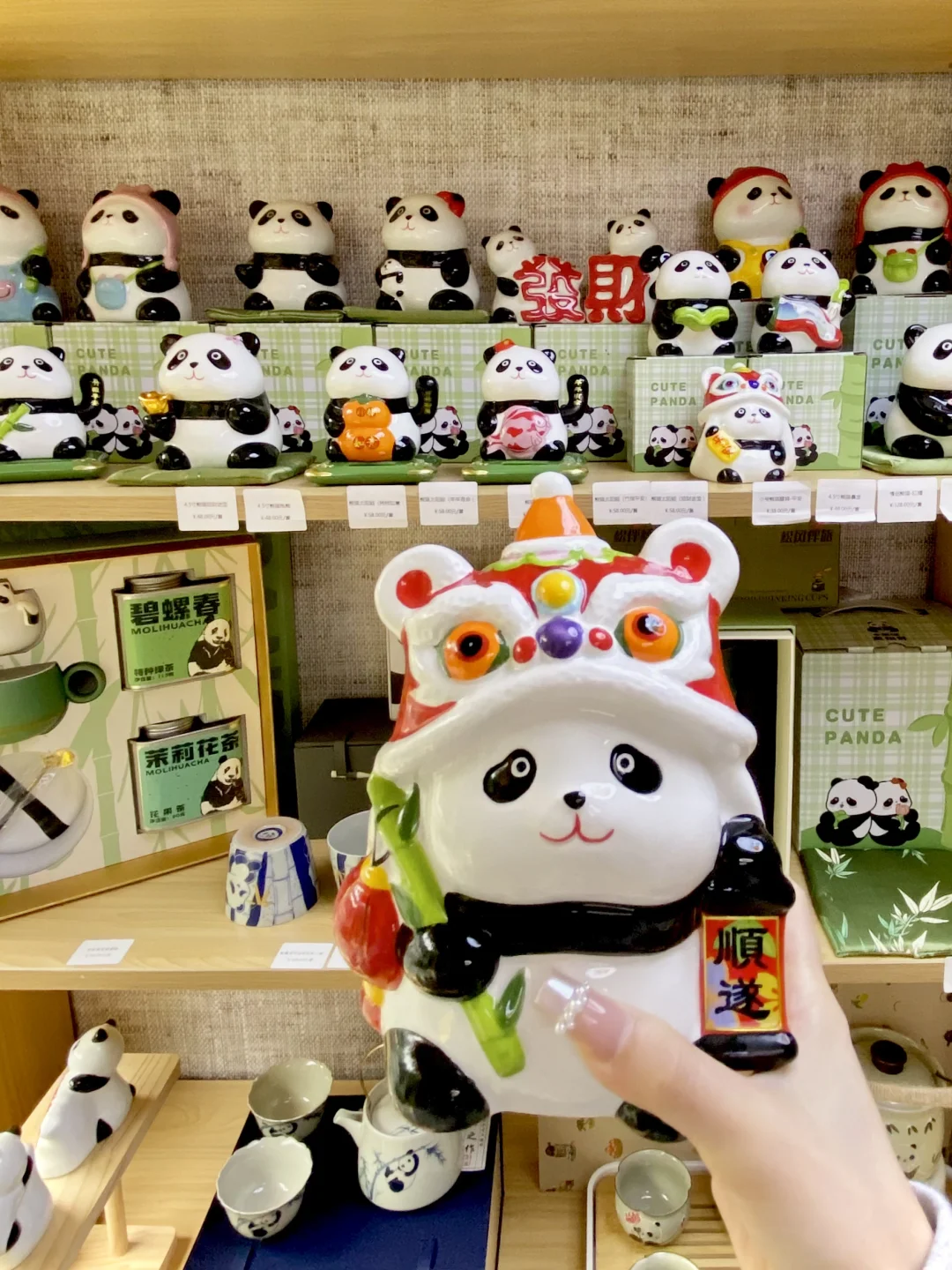 逛宽窄巷子｜被景区外的这家小店惊艳到了👀