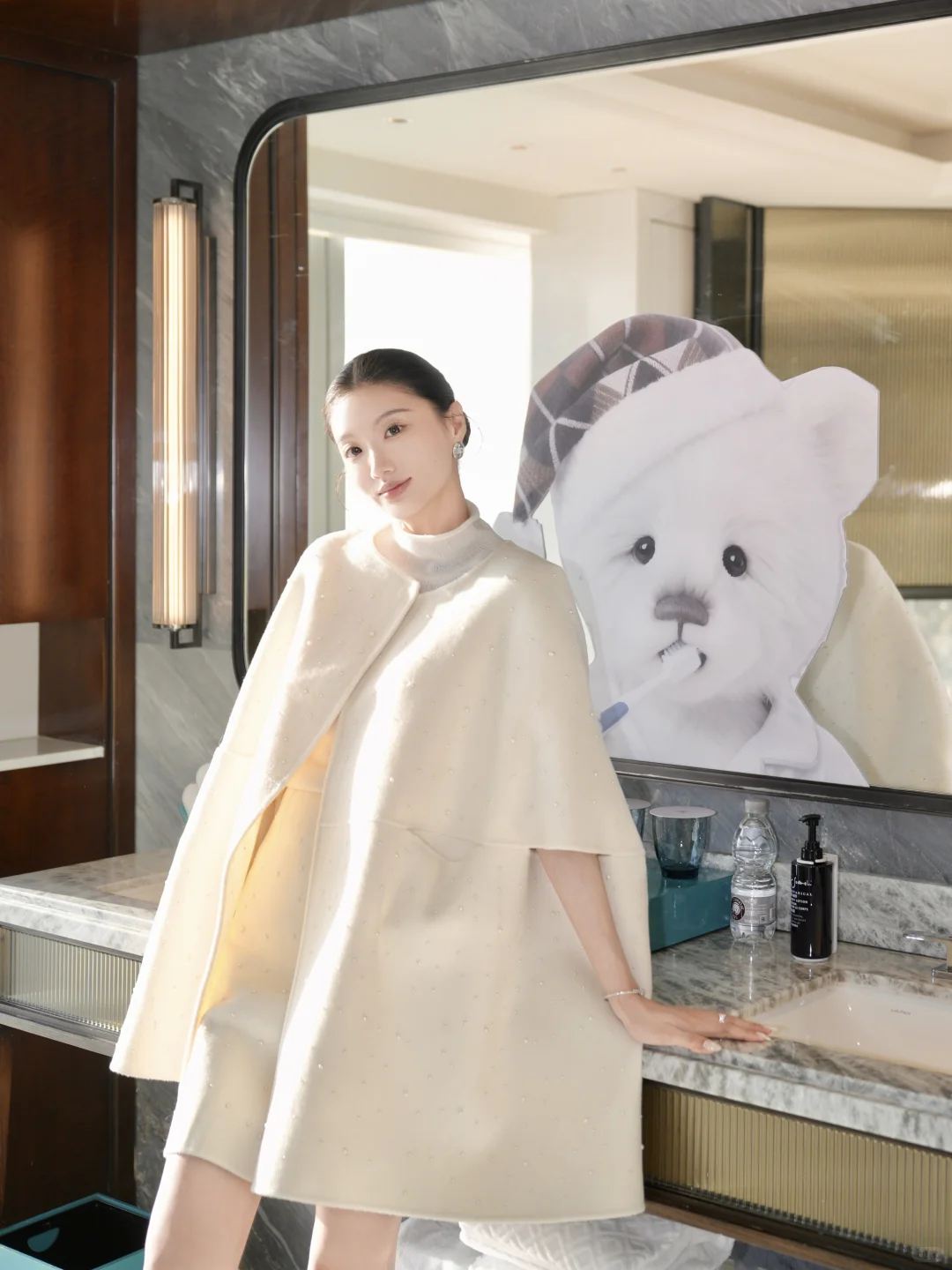 青岛圣诞🎄国内首发！挂满了查理熊的圣诞树