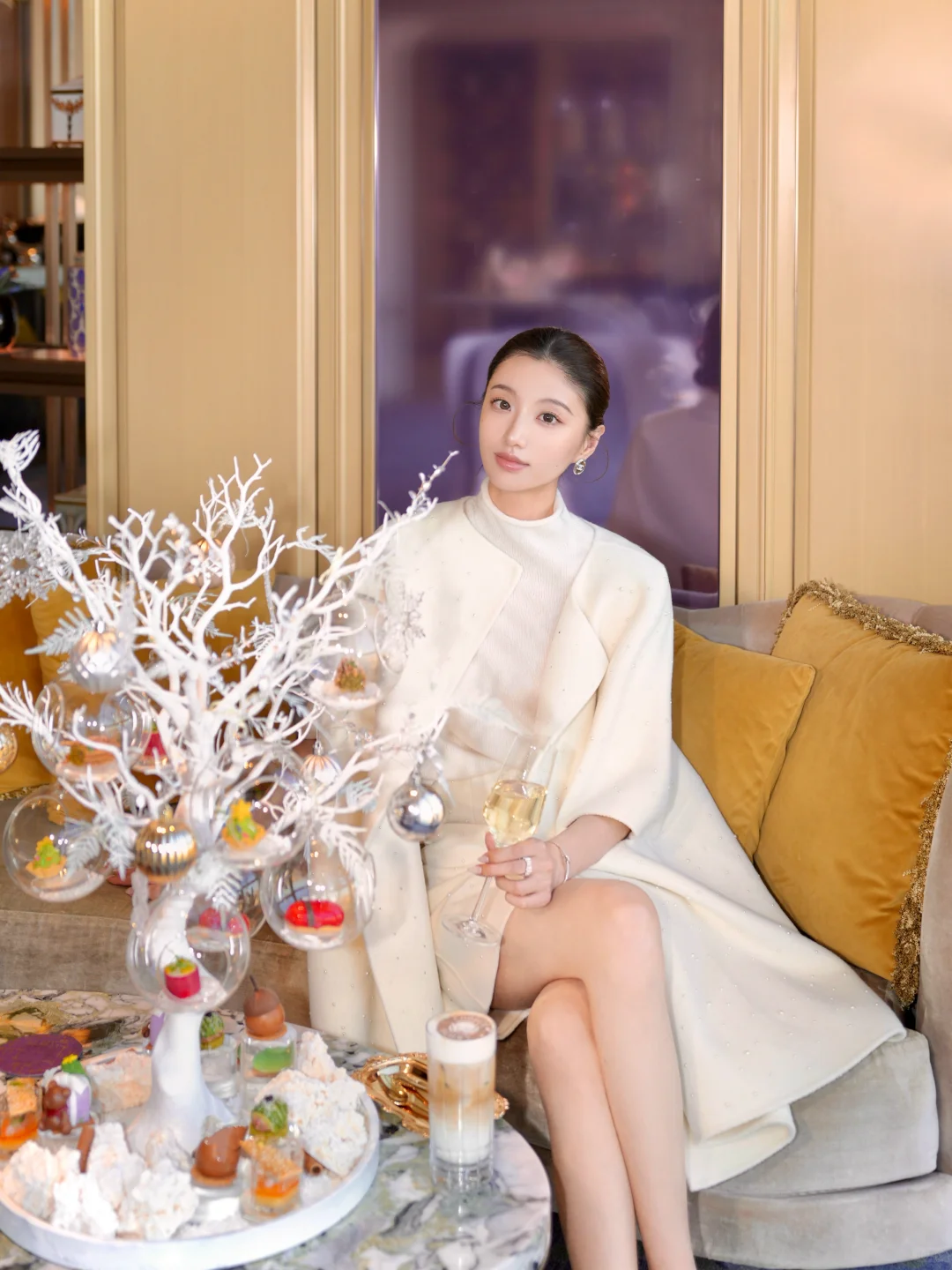 青岛圣诞🎄国内首发！挂满了查理熊的圣诞树