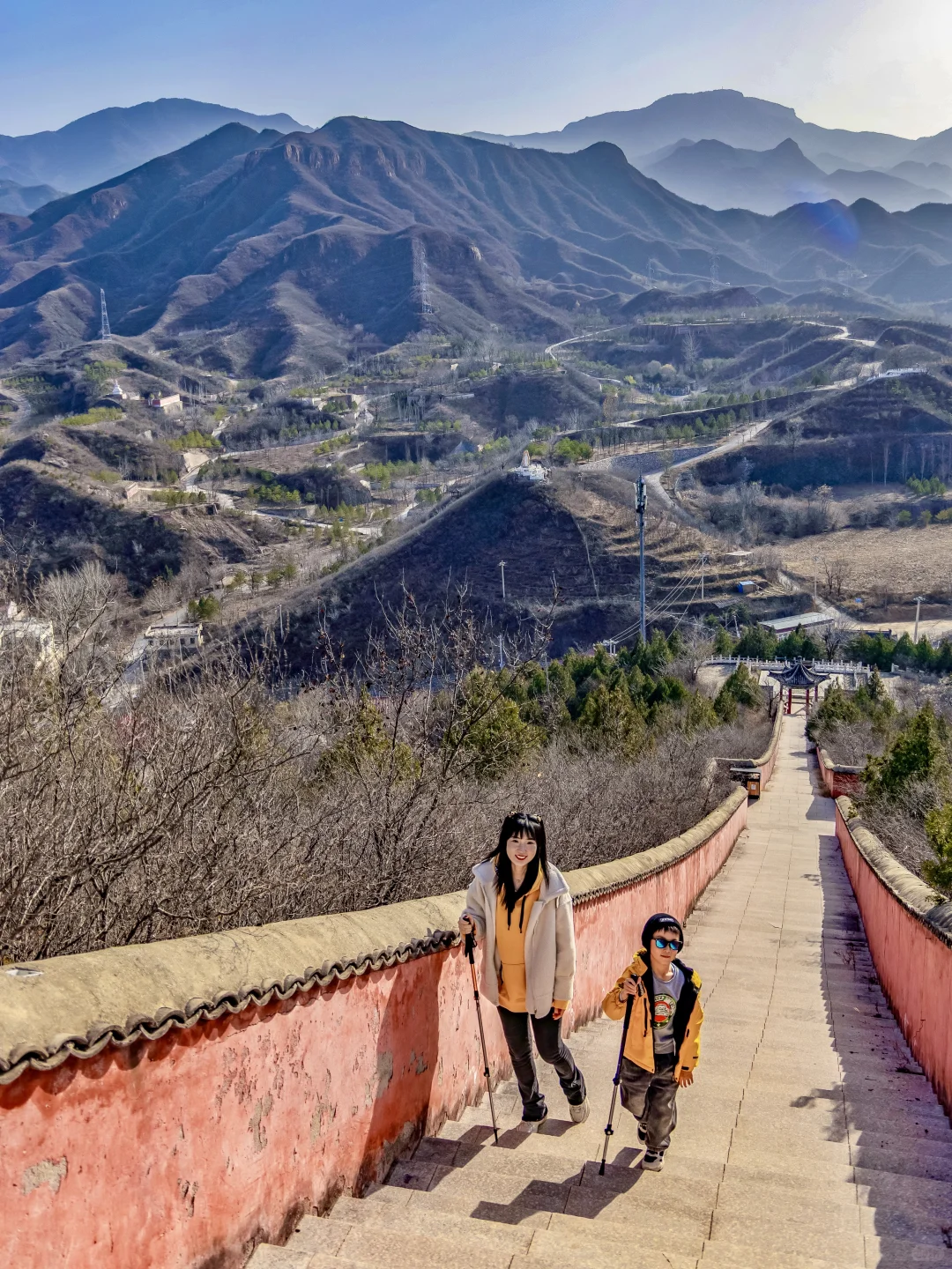京郊1h🚗小众徒步路线‼️20mins登顶明代古寺