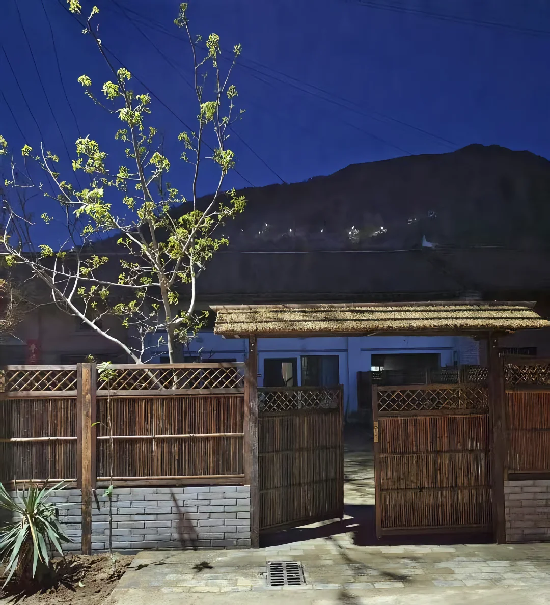 竹子竹篱笆做的景区农家乐民宿门头合集