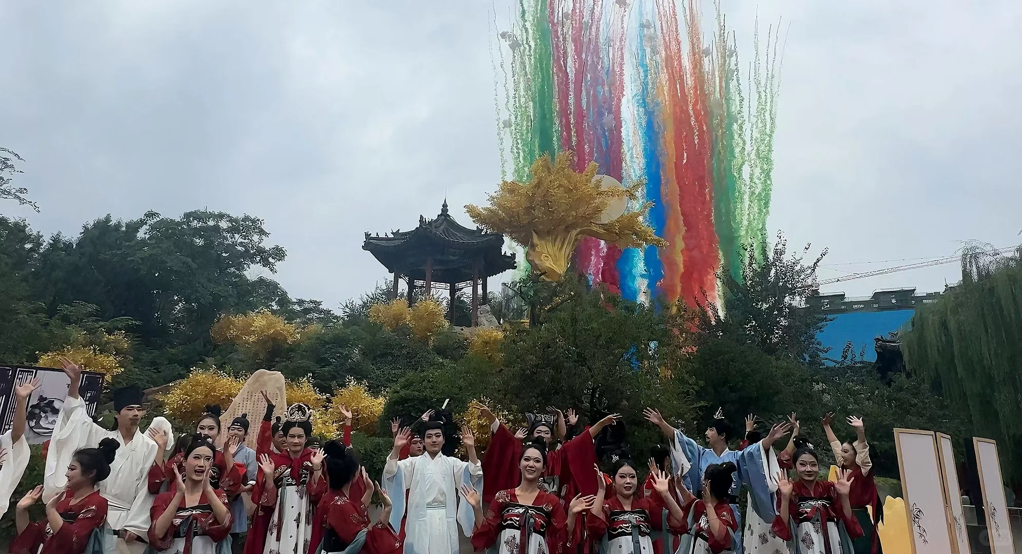 什么情况？黄粱梦吕仙祠里的神仙被“倒追”