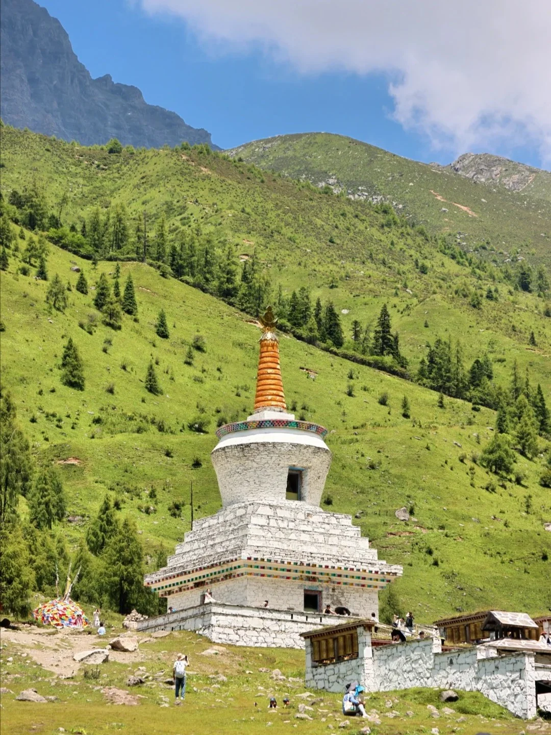 别抢氧气瓶！8月四姑娘山保命攻略”