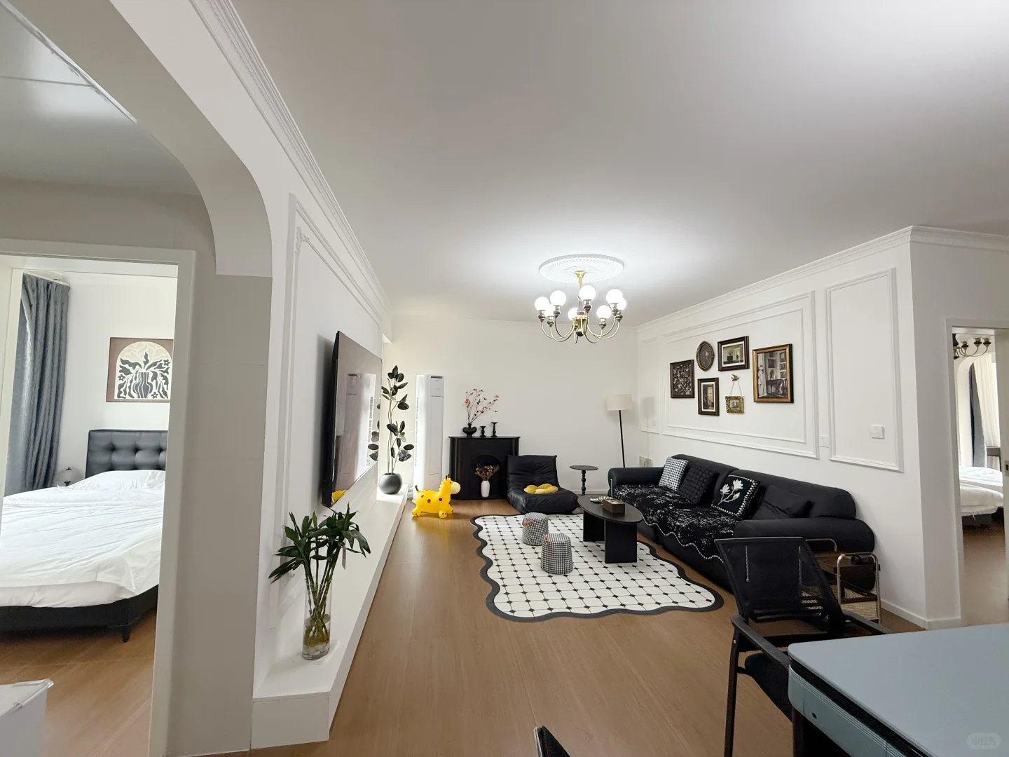 来开封玩的宝子们住我家吧，步行可达万岁山