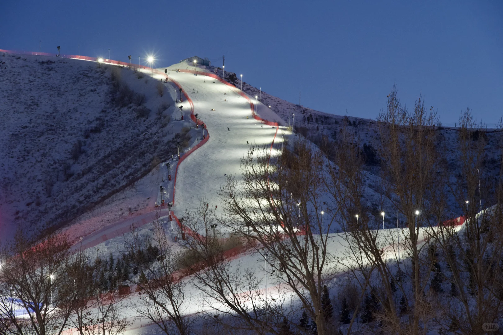 夕阳下的将军山、喀纳斯、白哈巴