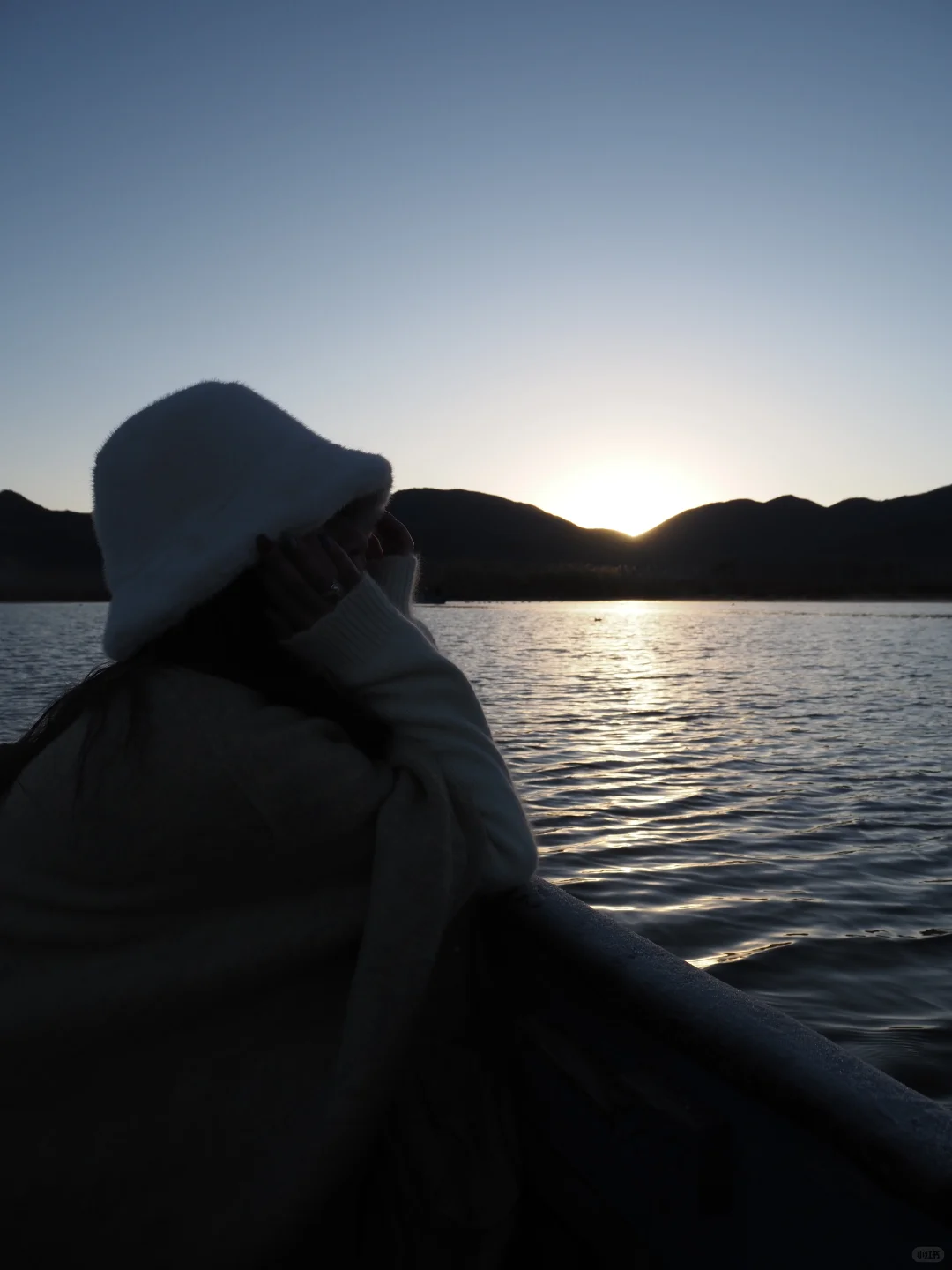 泸沽湖｜看晨雾🌁我拍了湖光映水色